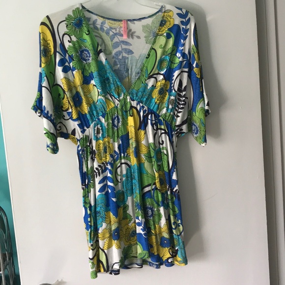 Eight Sixty V-neck flowy top - Picture 2 of 9